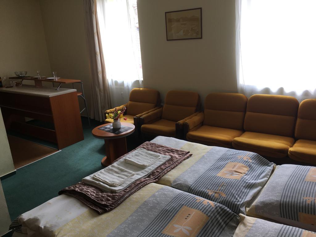 Apartman Darmon Piest'any Exteriér fotografie
